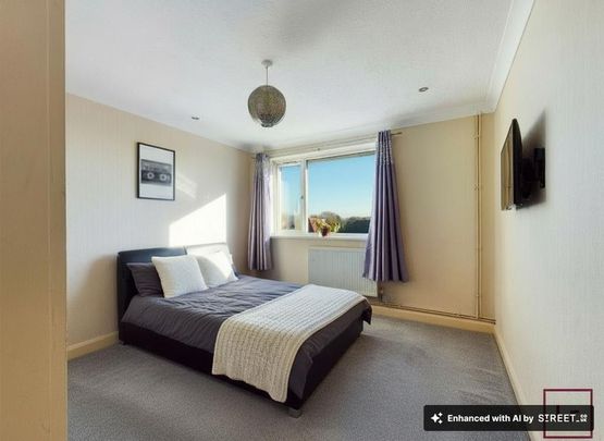 2 bedroom property to rent - Photo 1