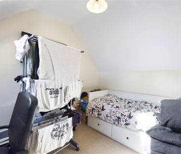 High Street, Theale, Reading, RG7 - Photo 3