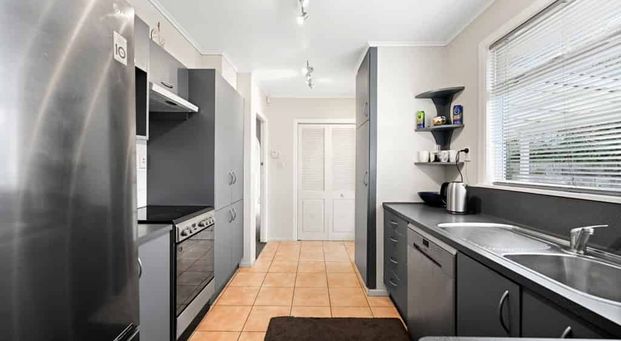 Charming Family Home in the Heart of Ngaruawahia - Photo 1