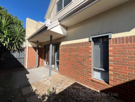 3/167 Cumberland Road, Pascoe Vale - Photo 3