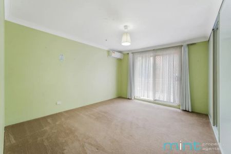 “Spacious & Modern 2-Bedroom Unit for Rent – Prime Bankstown Location” - Photo 3