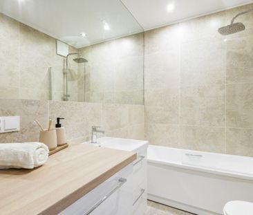 Biznesowa dzielnica | Giełdowa | Metro | Rondo ONZ 86 m² - Photo 2