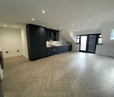3 bedroom apartment to rent - Photo 4