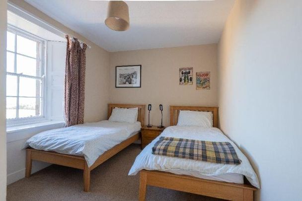 5 bedroom farm house to rent - Photo 1