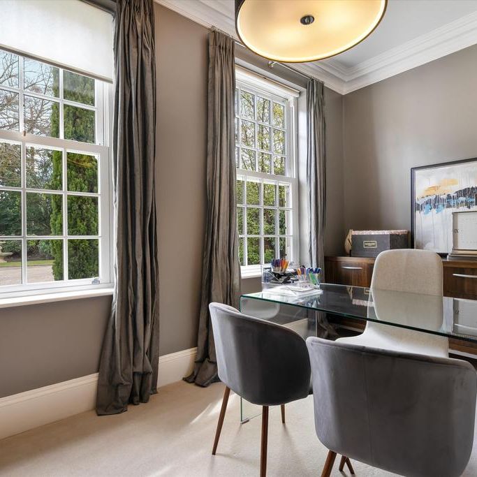8 bedroom detached house to rent - Photo 1