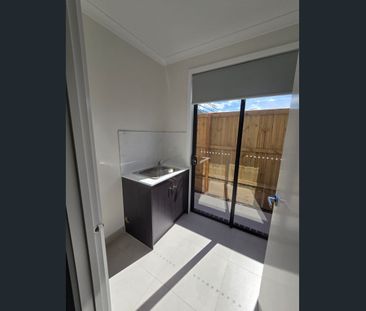 Brand New 4-Bedroom Home - Photo 5