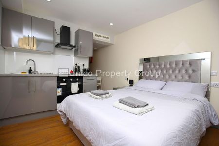 Studio to rent - Photo 3