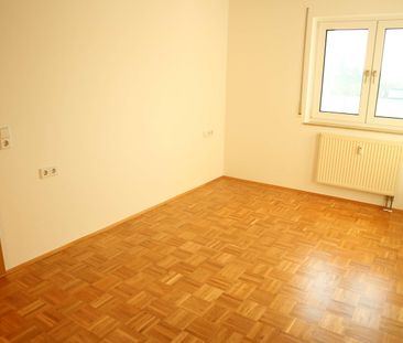 Frei ab 1.7.25 - im 1. OG mit Balkon + Laminat in TOP Lage - Photo 1