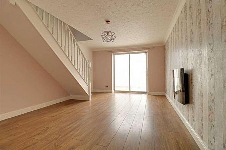 Astbury Close, Turnberry, Bloxwich, WS3 - Photo 4