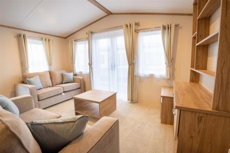 2 bedroom property to rent - Photo 2