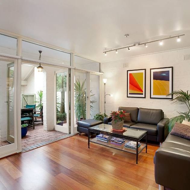 1/12 The Boulevard HAWTHORN - Photo 1