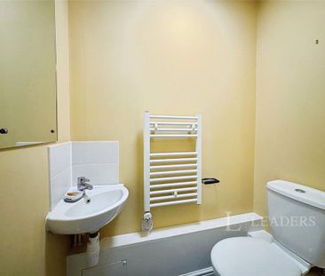 1 bedroom flat to rent - Photo 6