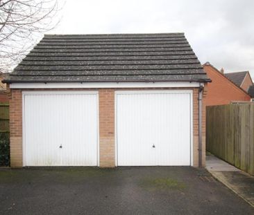 4 bedroom terraced house to rent - Photo 5