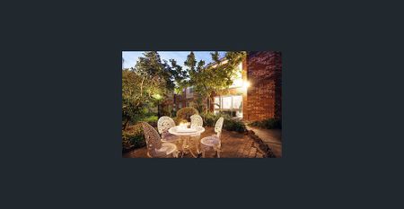 Luxury garden townhouse - Photo 5