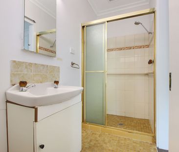 Easy Living, Practical Design and Modern Finishes - Photo 5