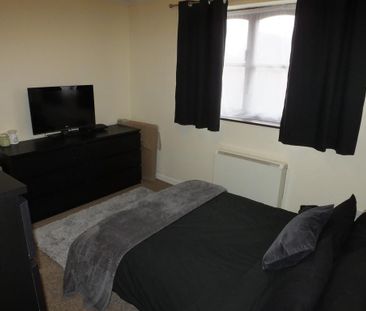 2 bedroom apartment to rent - Photo 3