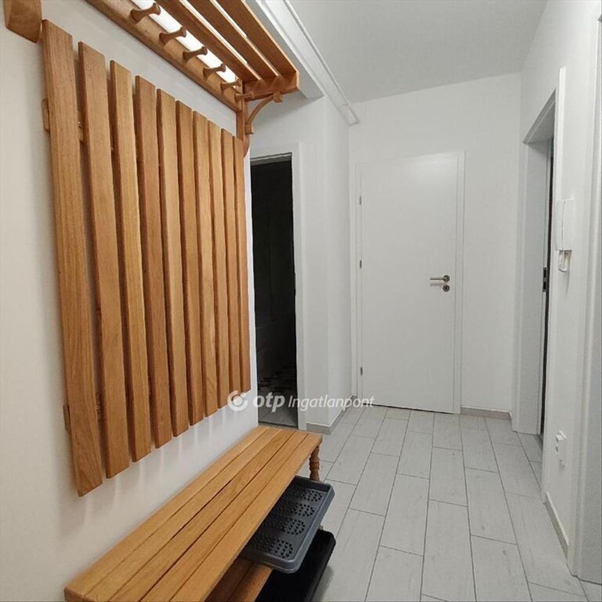 Kiadó újszerű állapotú lakás - Nyíregyháza - Fotó 1
