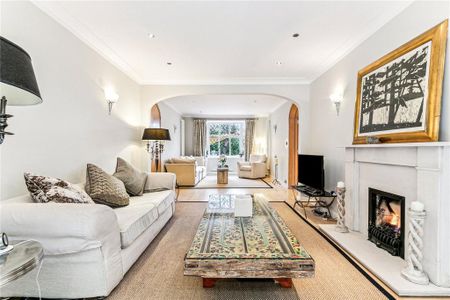 5 bedroom detached house to rent - Photo 3