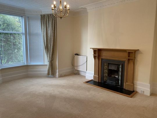 4 bedroom semi-detached house to rent - Photo 1