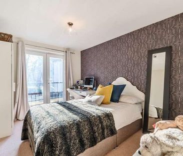 Goodacre Close, Weybridge, Surrey, KT13 - Photo 6