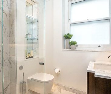 Prince of Wales Terrace, London - Photo 1