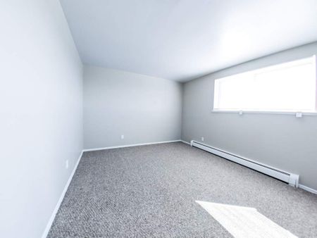 Speedvale Place Apartments - ALL INCLUSIVE - Photo 2