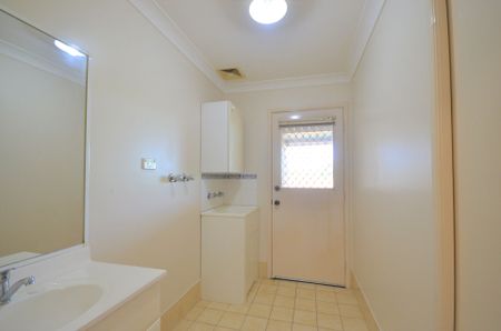 Beautiful &vert; Modern &vert; Convenient Location - Photo 5