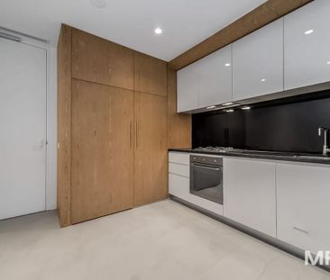 Apartment living with bonus study - Photo 3