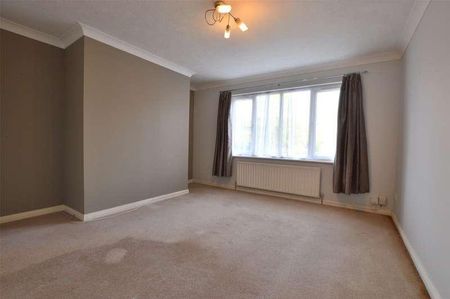 Green Lane, Redhill, Surrey, RH1 - Photo 2