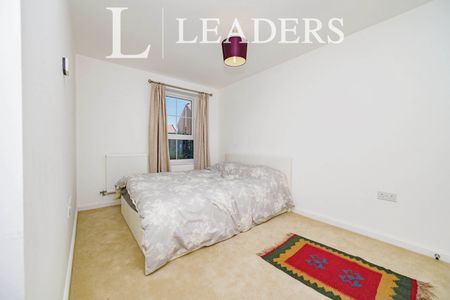 2 bedroom apartment to rent Design Drive - LU6 1FS - Photo 3