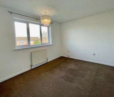 2 bedroom semi-detached house to rent - Photo 5