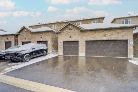 For Lease - 555 White's Hill Avenue, Markham, Ontario - Photo 5