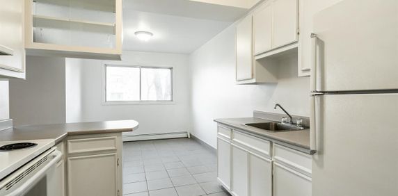 1 Bedroom - 7110 Avenue De La Devinière, Anjou - Photo 2