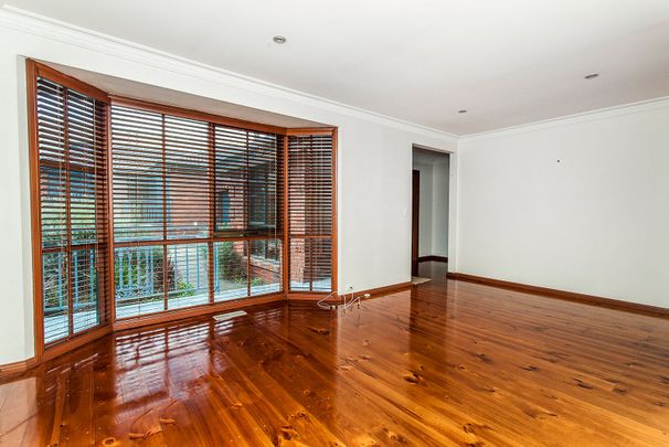 Thinking of selling? Contact our agent - Photo 1