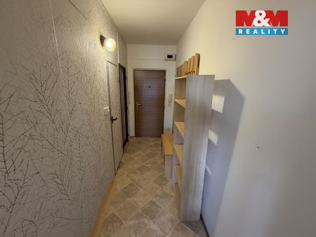 Pronájem bytu 1+kk, garsoniery 35 m², Hradec Králové - Photo 5