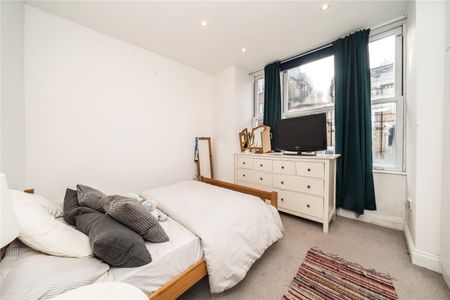 Kingscourt Road, SW16, London - Photo 3