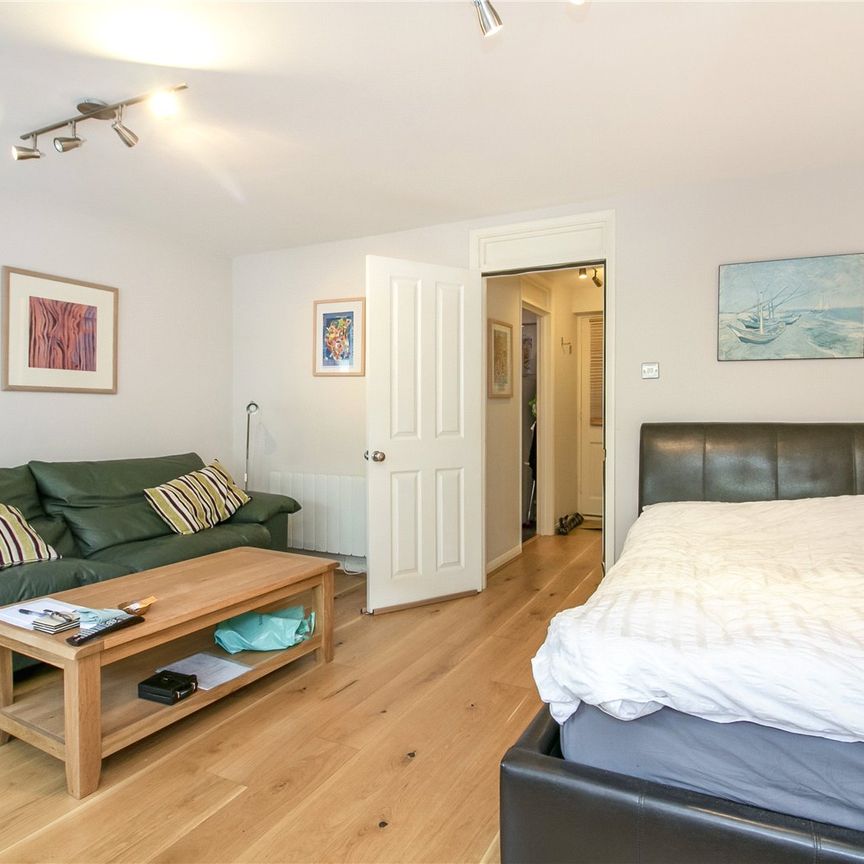 Fairfoot Road, London, E3 4EH - Photo 1