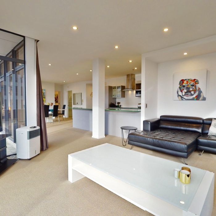 One of Wellington’s most exquisite penthouse apartments located at the top of Lambton Quay - Photo 1