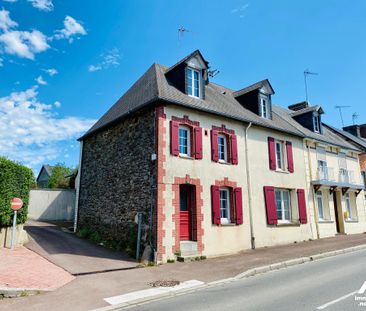 Maison de BOURG comprenant : RdC : 2 pièces principales, Etage : 4 pièces, grenier. Terrain. - Photo 1