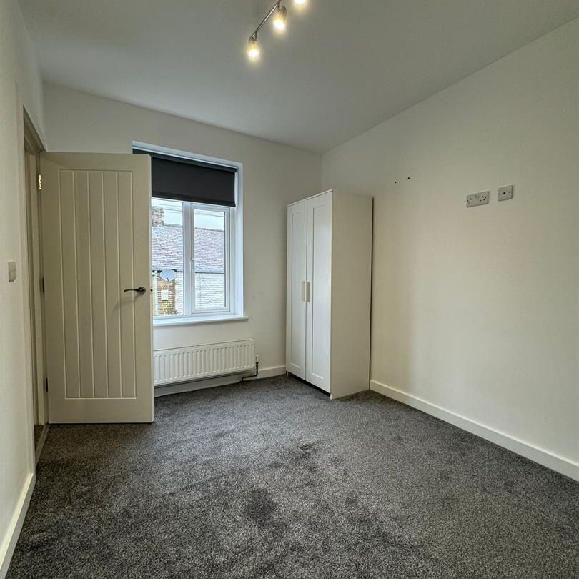 2 bed terraced house to rent in Pritchard Street, Burnley, BB11 - Photo 1