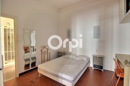 Appartement 3 pièces 48m2 MARSEILLE 5EME 950 euros - Photo 3