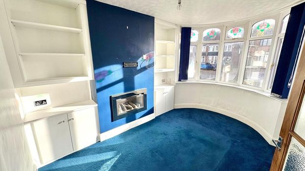 3 bedroom semi-detached house to rent - Photo 1