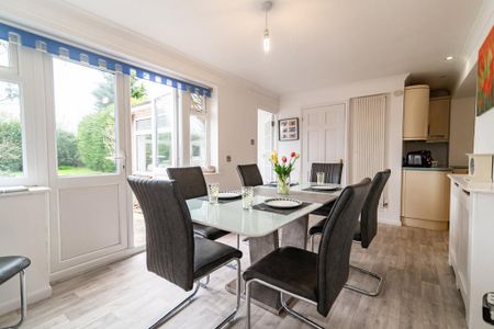 4 bedroom detached house to rent - Photo 5