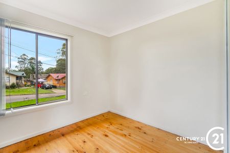 Charming 3-Bedroom Home! - Photo 5