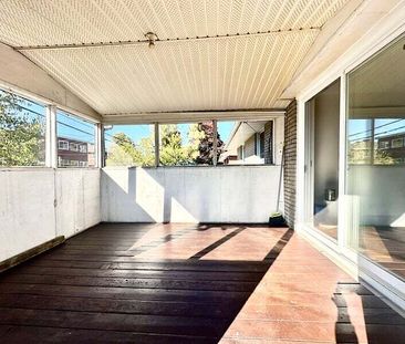 2452 Kaladar Avenue, Billings bridge - Alta Vista, Ottawa, ON - Photo 3