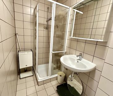 Charmante Single- / Studentenwohnung in bester Lage im Herz-Jesu Vi... - Photo 6