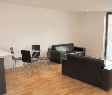 2 bedroom flat to rent - Photo 1
