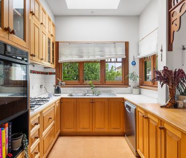 11 Rose Street, Brunswick VIC 3056 - House For Rent | Domain - Photo 6