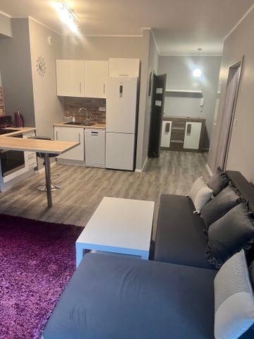 Mieszkanie do wynajęcia - Warszawa, Skierniewicka - Zdjęcie 2