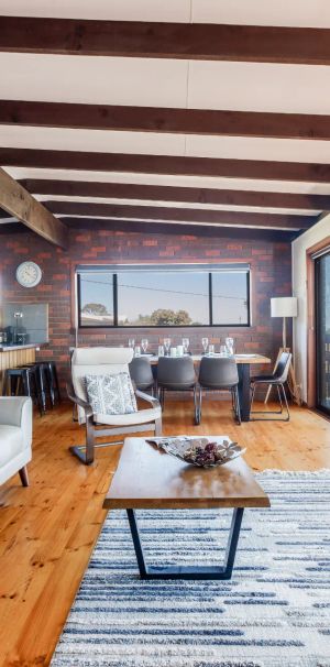 Updated family home with bay views.. - Photo 1